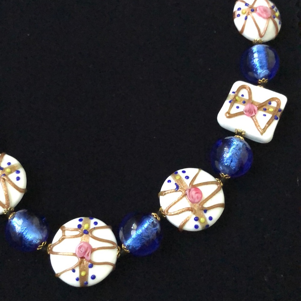 RARE FIND!🎉Host Pick!🎉 Stauer genuine Italian Murano glass necklace - Picture 12 of 16